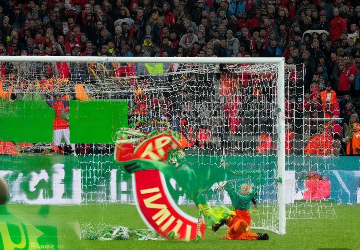 拜仁慕尼黑vs曼联欧冠次回合：巅峰对决心理战成关键(图1)